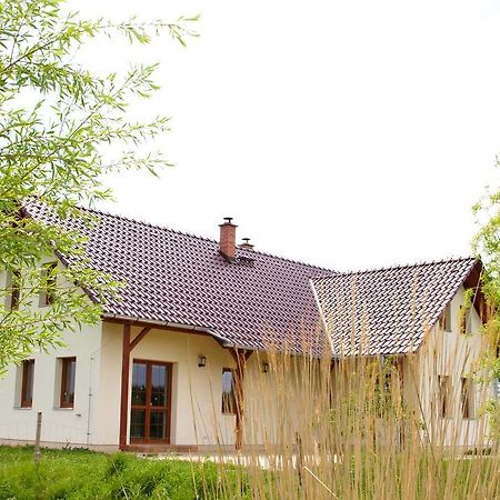 Penzion Recall Hotel Troskovice Eksteriør billede