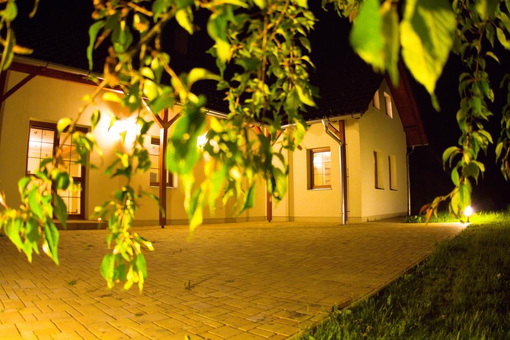 Penzion Recall Hotel Troskovice Eksteriør billede